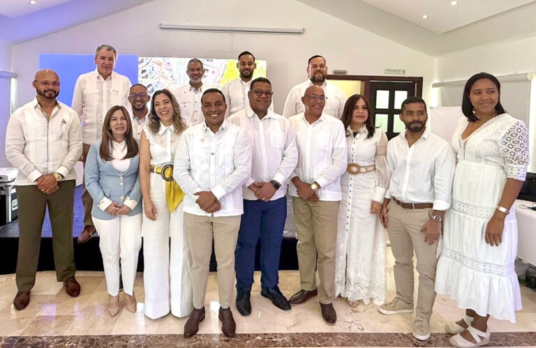 Con Éxito se Realiza el Primer Taller «ABC de los Bienes Raíces» en Puerto Plata