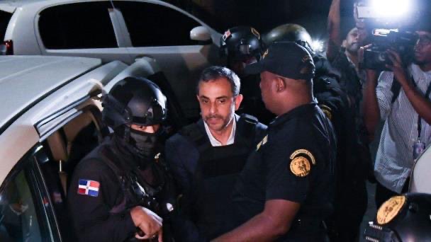 Antonio Espaillat y su hermana Maribel, son detenidos por el caso de la tragedia del Jet Set.