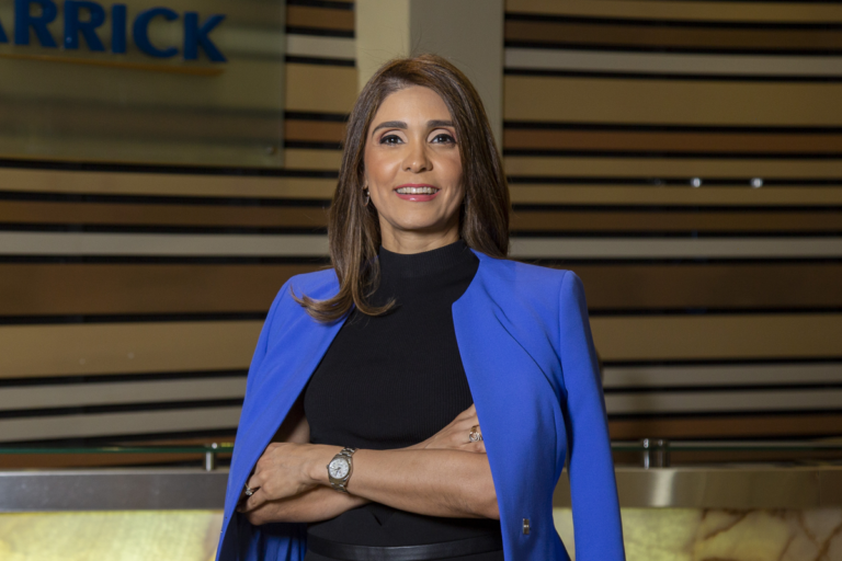 Juana Barceló renuncia a la Presidencia de Barrick Pueblo Viejo