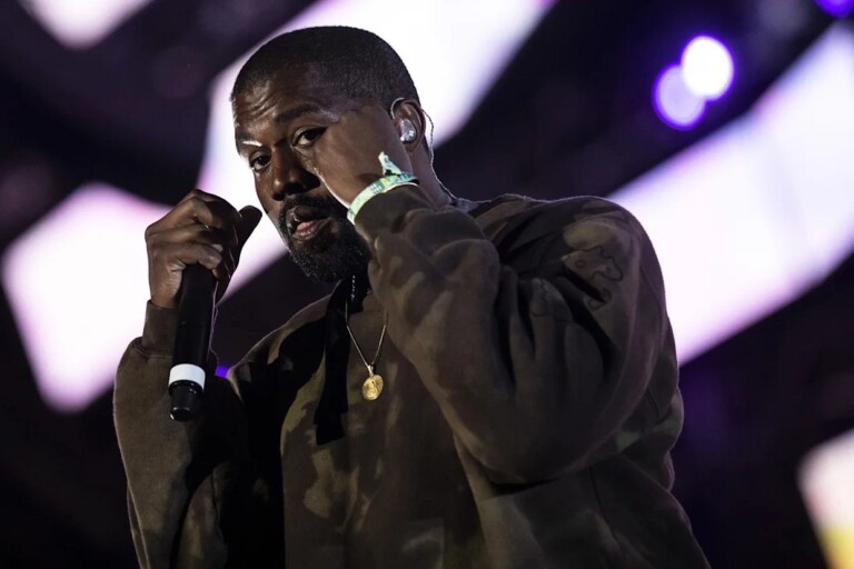 Rechazan entrada de rapero Kanye West a Australia por promover mensaje nazi en canción&nbsp;