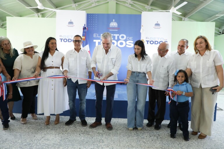 Infraestructura Escolar entregó 1,155 nuevas Aulas en 5 meses a través del Plan 24/7