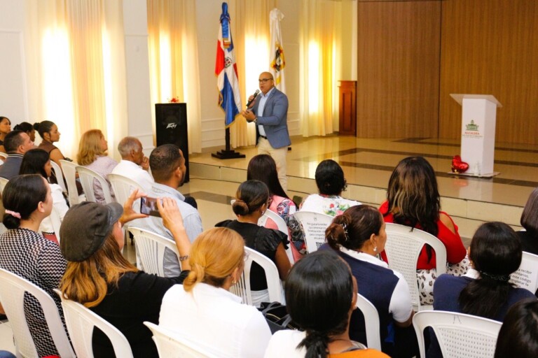 Unidad de Género, Salud y Familia de la Alcaldía de SJM auspicia conferencia “Sanar Desde Adentro”