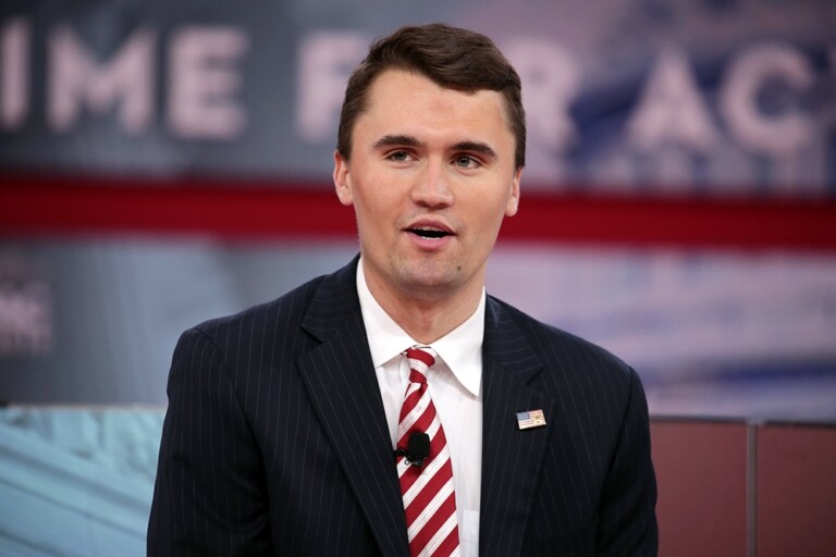 Fallece de un disparo el activista Charlie Kirk, reconocido aliado del presidente estadounidense Donald Trump, en Utah.