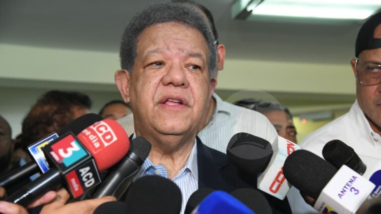 Leonel Fernández afirma que nueva directiva de la FP asegurará el «triunfo» en el 2028