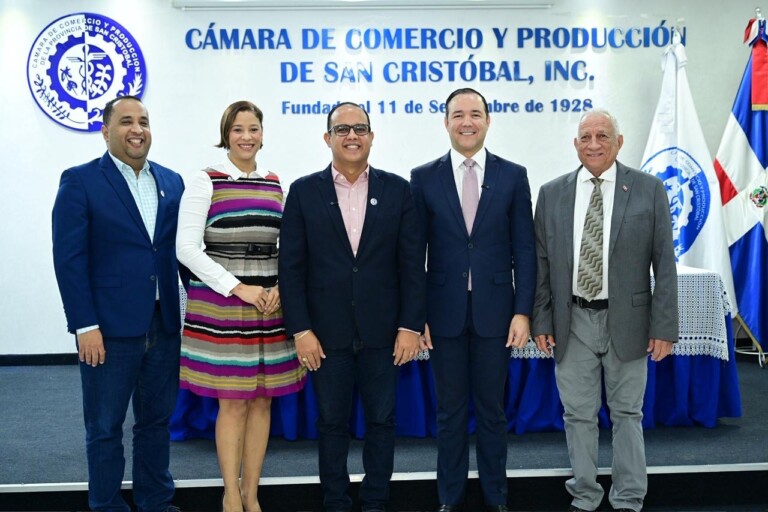 Cámara de Comercio de San Cristobal y PLD dialogan sobre el desarrollo y la próxima edición de Expo Constitución 2025