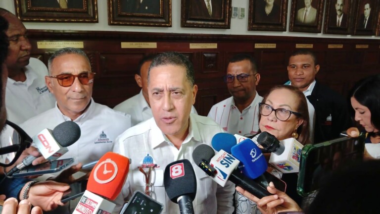 Infraestructura Escolar conforma equipos de trabajos zonales y regionales en Santiago, La Vega y Duarte