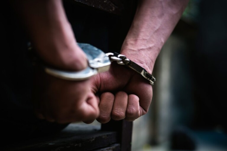 Arrestan cuatro empleados del Aeropuerto del Cibao vinculados a red de narcotráfico internacional.
