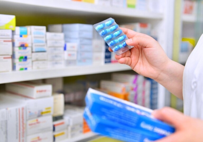 Alertan sobre aumento de medicamentos falsificados en Navidad; hasta 3 de cada 10 podrían ser ilegítimos en RD