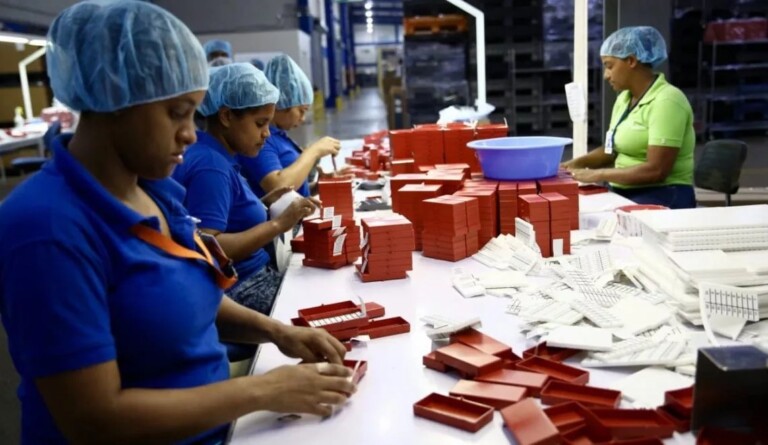 Mujeres concentraron más del 80 % de los nuevos empleos generados en tercer cuatrimestre del 2025