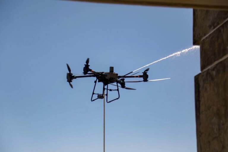 911 despliega drones y equipos especializados en intensa búsqueda de niña de 3 años desaparecida en Imbert, Puerto Plata.