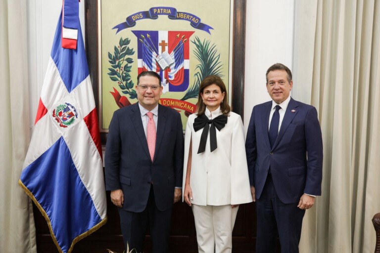 Raquel Peña juramenta a Sanz Lovatón como ministro de Industria, Comercio y Mipymes&nbsp;