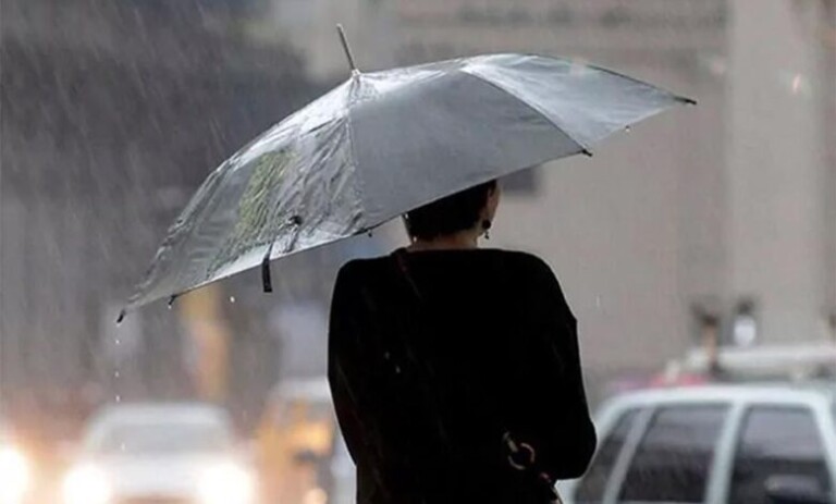 Vaguada provocará aguaceros esta tarde y mantienen alertas por inundaciones