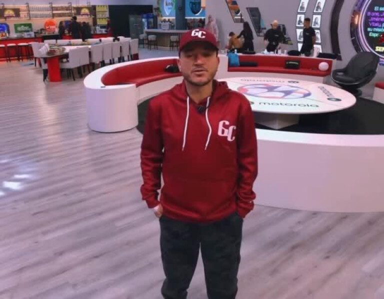 Nacho Estrella se reintegra a ‘Planeta Alofoke’ tras complicación de salud