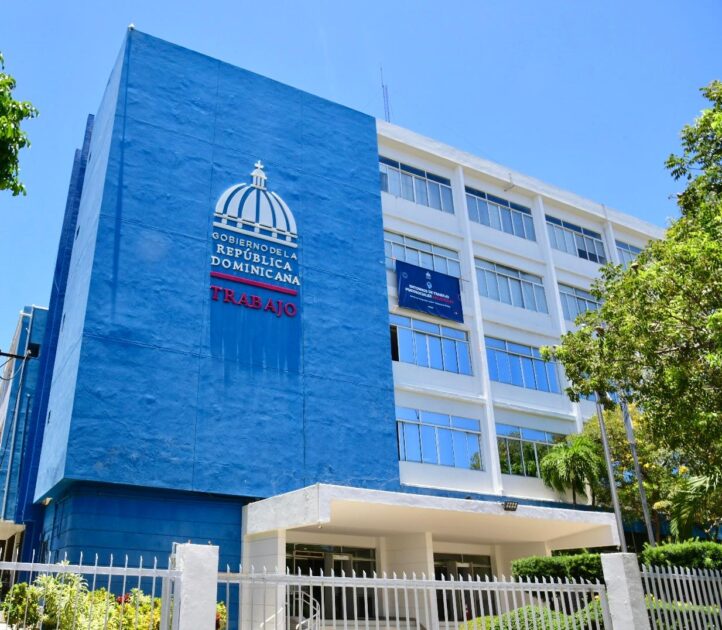 Ministerio de Trabajo dispone que empresas refuercen respuesta a emergencias laborales