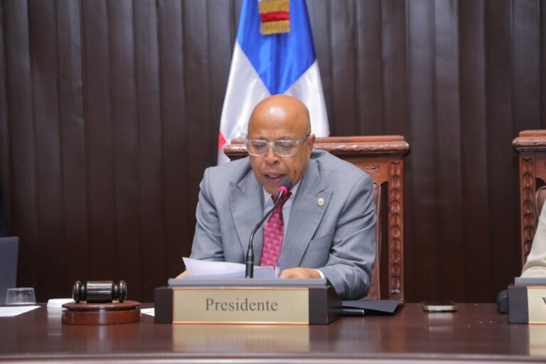 Diputados se integran a comisión bicameral que estudiará proyecto anticrisis