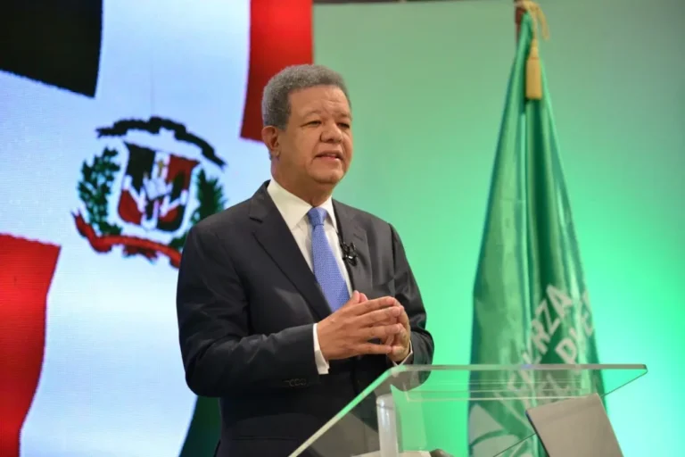 Leonel rechaza desde Madrid nueva reforma fiscal disfrazada que impulsa el PRM