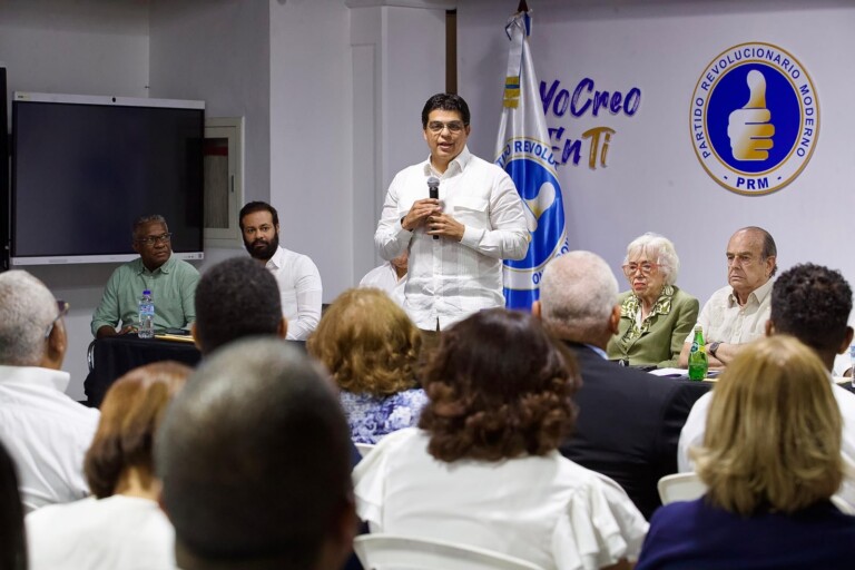 PRM reelige a Fellito Suberví como su presidente en el Distrito Nacional