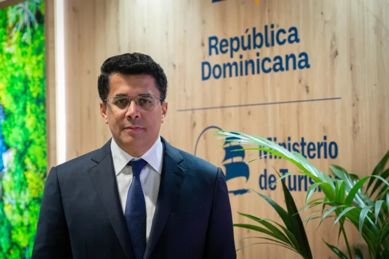 Encuesta ACD: Gobierno divide opiniones; David Collado y Juan Manuel Méndez son los funcionarios mejor valorado