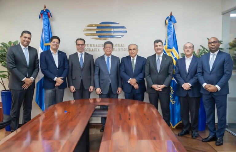 CONEP se reúne con el expresidente Leonel Fernández para analizar temas de interés nacional