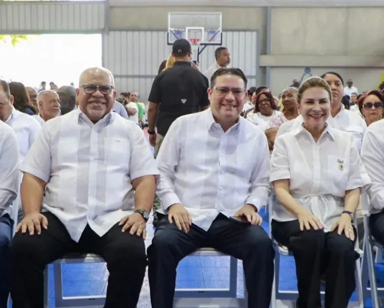 Gobierno supera los RD$927 millones en créditos para mipymes tras nueva entrega en Capotillo