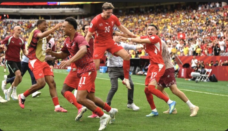 Suiza derrota a Colombia en penaltis 4-3