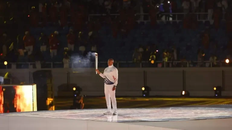Félix Sánchez encendió el pebetero en homenaje histórico de Santo Domingo 2026