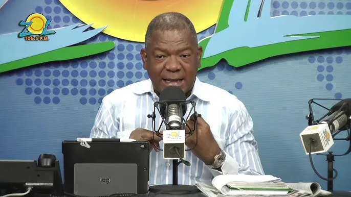 Julio Martínez Pozo considera prudente mantener regulación al horario de venta de alcohol