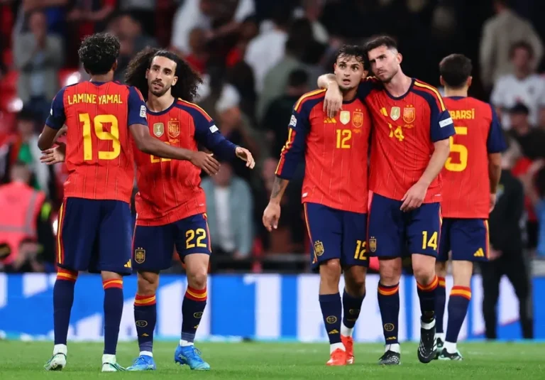 2-3. España derrota a Inglaterra y marca territorio en la Liga de Naciones