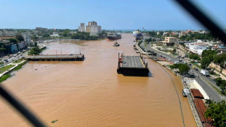 Puente flotante será cerrado por dos horas este sábado