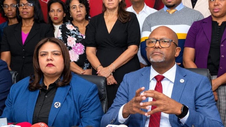 CMD anuncia paro médico de 24 horas para este martes por falta de respuesta del Gobierno