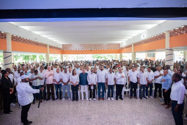 Alcalde de El Seibo, Leo Francis Zorrilla, se suma al proyecto presidencial de David Collado