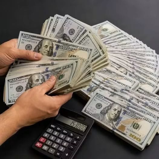 Dólar se cotiza a RD$61.12 para la compra y RD$61.82 para la venta este sábado
