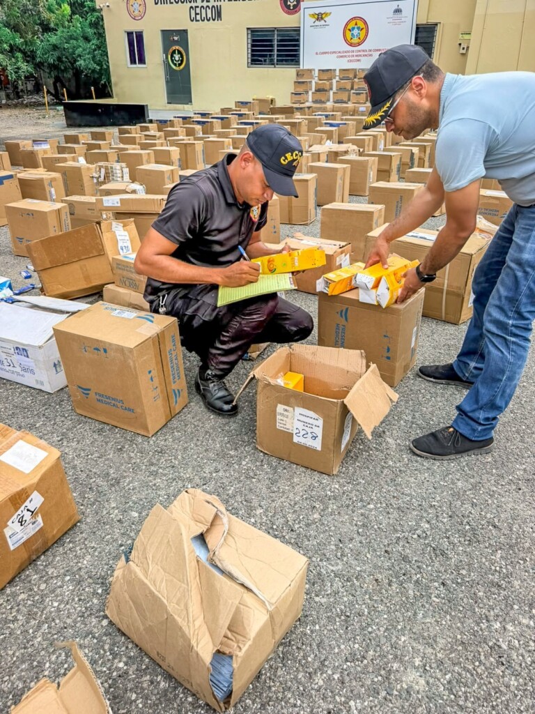 Incautan 46 millones de medicamentos e insumos hospitalarios a red ilegal